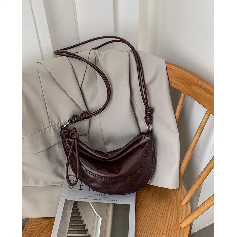 Leather Simple Shoulder Garbage Bag Fashion Underwear Bag Genuine Leather Womens Horizontal Bag 240912