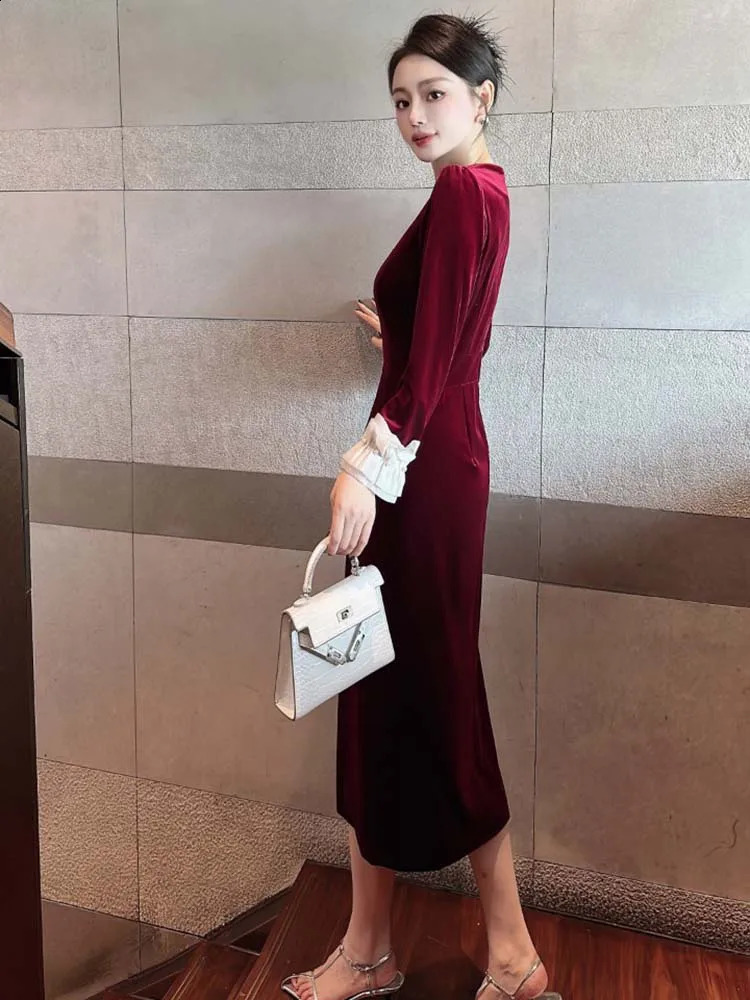 ZJYT Autumn Fashion Retro Midi Velvet Womens Wear ner Long Sleeve Vneck Party Formal Occasion Dress Vestidos 240913