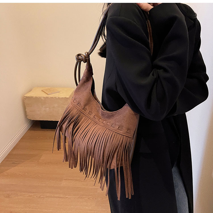 Hobo Retro Tassel Large-capacity Bag Women's Autumn TLXT Winter Handbag Ladies Shoulder Simple Crossbody Bags Designer Bucket Bag for women