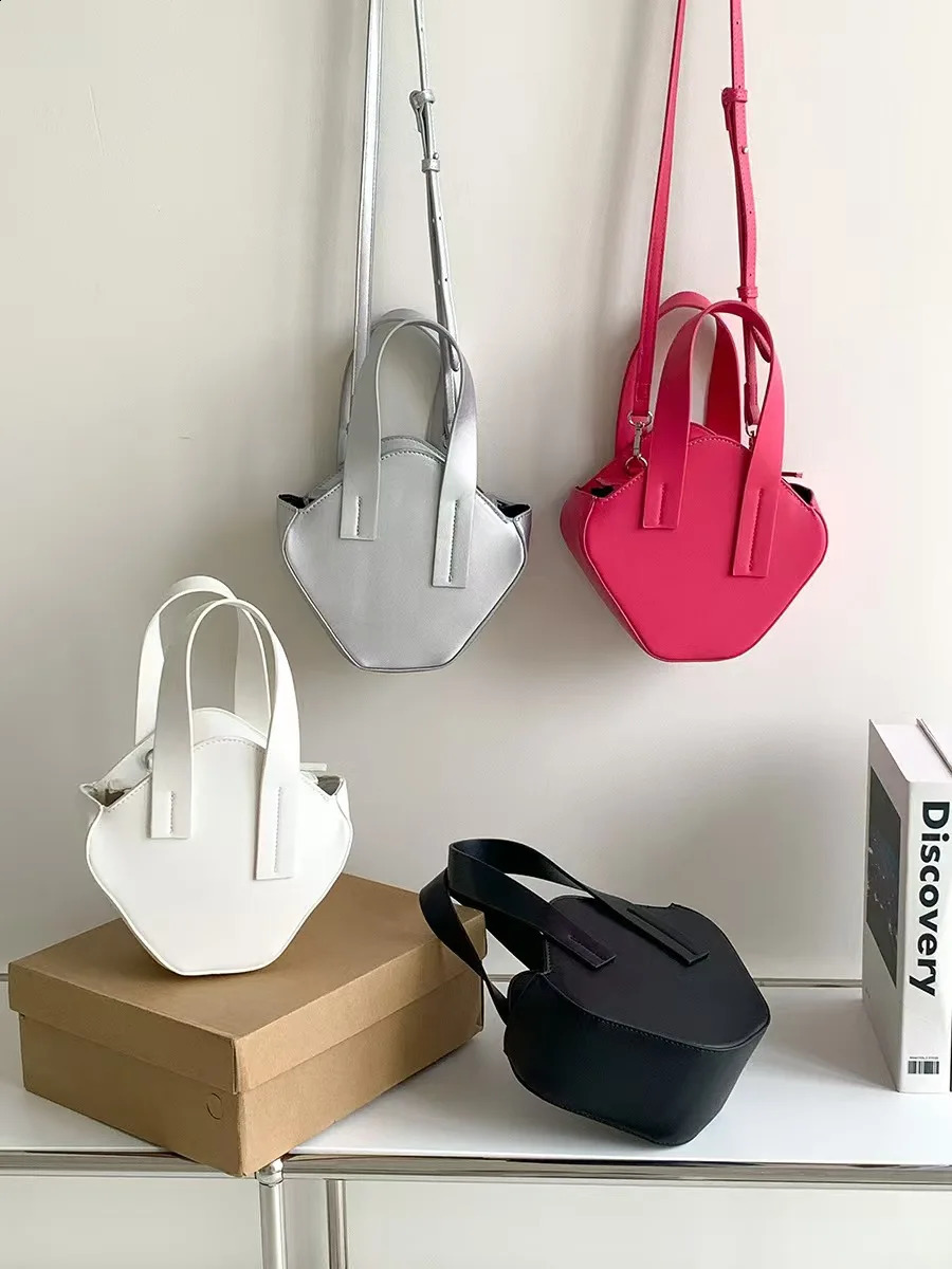 Niche irregular handbag cute womens handbag personalized creative small handbag casual simple shoulder bag 240912