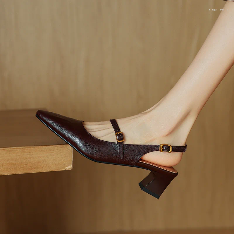 2025 S Fashion Designer Sandals Leisure Sheepskin Back Empty Mary Jane Summer Thick Medium Heeled Round Toe Wrapped For Women