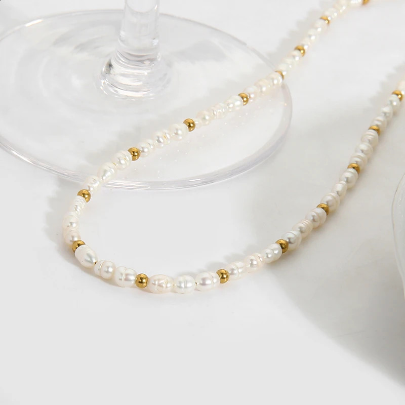 Elegant Baroque freshwater pearl necklace necklace suitable for womens waterproof stainless steel necklace jewelry gifts 240914