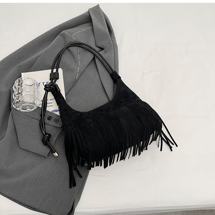 Hobo Retro Tassel Large-capacity Bag Women's Autumn TLXT Winter Handbag Ladies Shoulder Simple Crossbody Bags Designer Bucket Bag for women