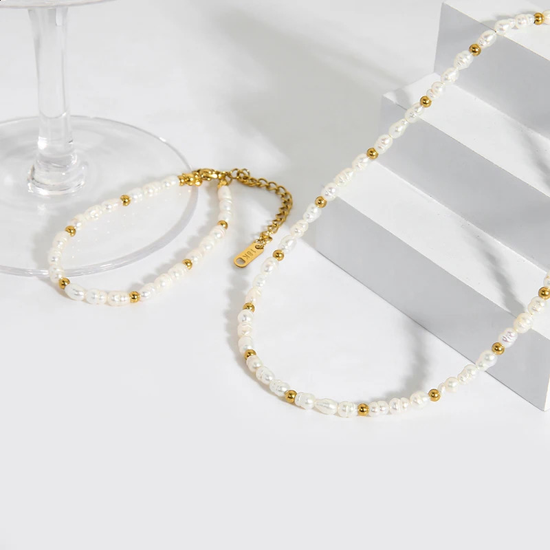 Elegant Baroque freshwater pearl necklace necklace suitable for womens waterproof stainless steel necklace jewelry gifts 240914