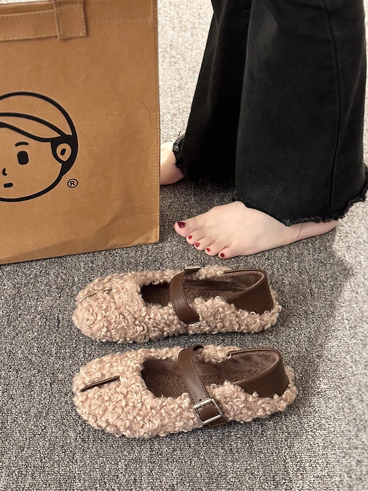 Womens flat shoes fur round toes autumn casual womens sports shoes dresses Moccasin autumn and winter casual buckle watch strap rubber 240919