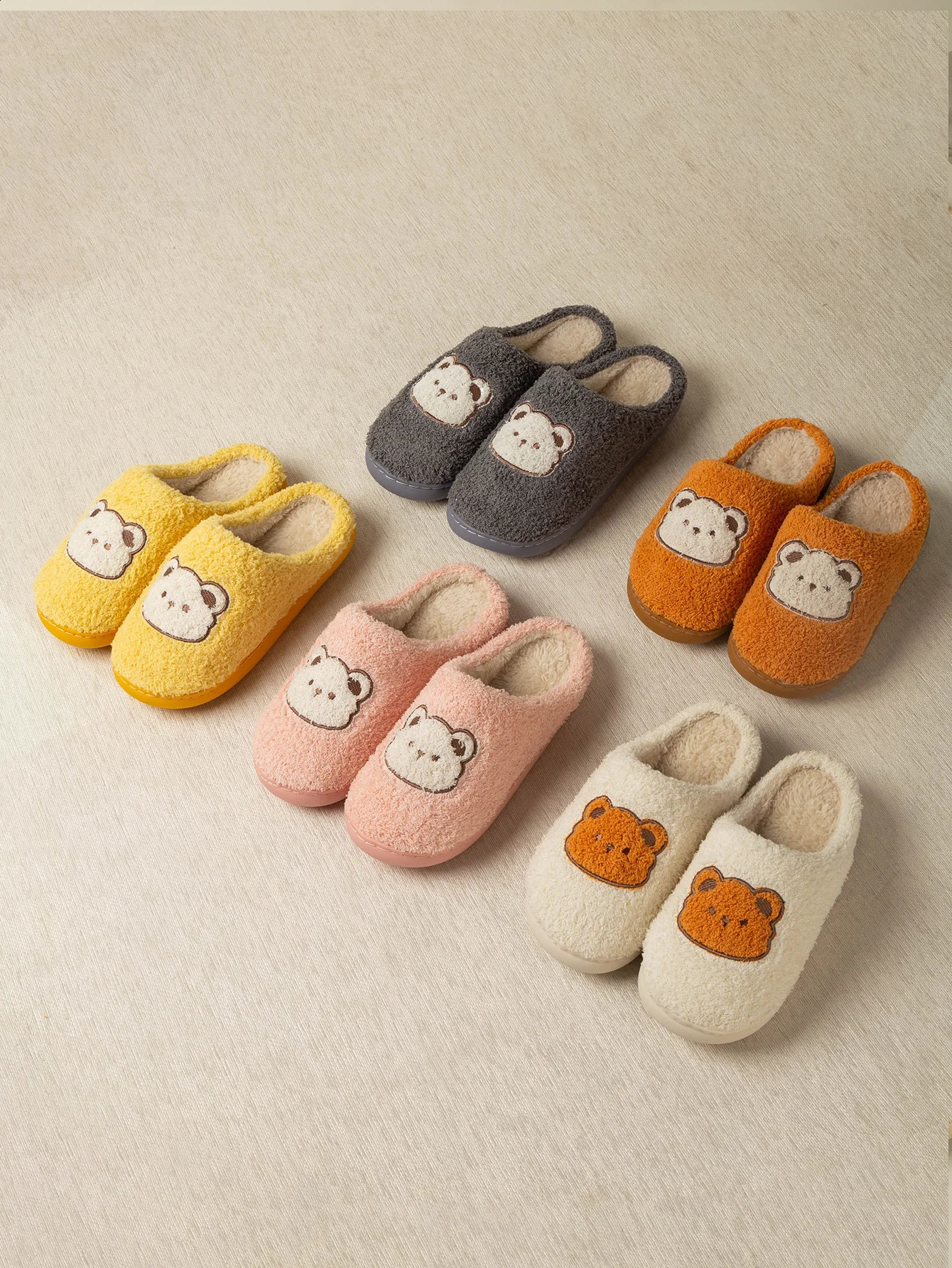 Cartoon cute bear plush slider warm cotton Sherpa anti slip coupling comfortable winter and autumn semi bench shoes 240914
