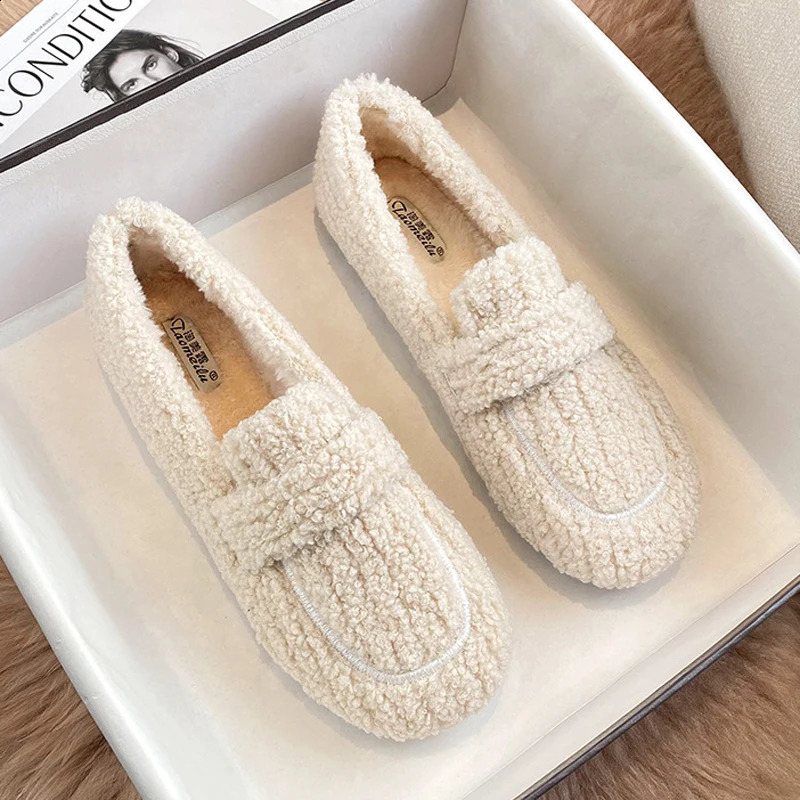 Womens Lambswool Loafers Moccasins Womens Winter Cotton Shoes Womens Warm Plush Slide Curly Sheepskin Apartment 240914