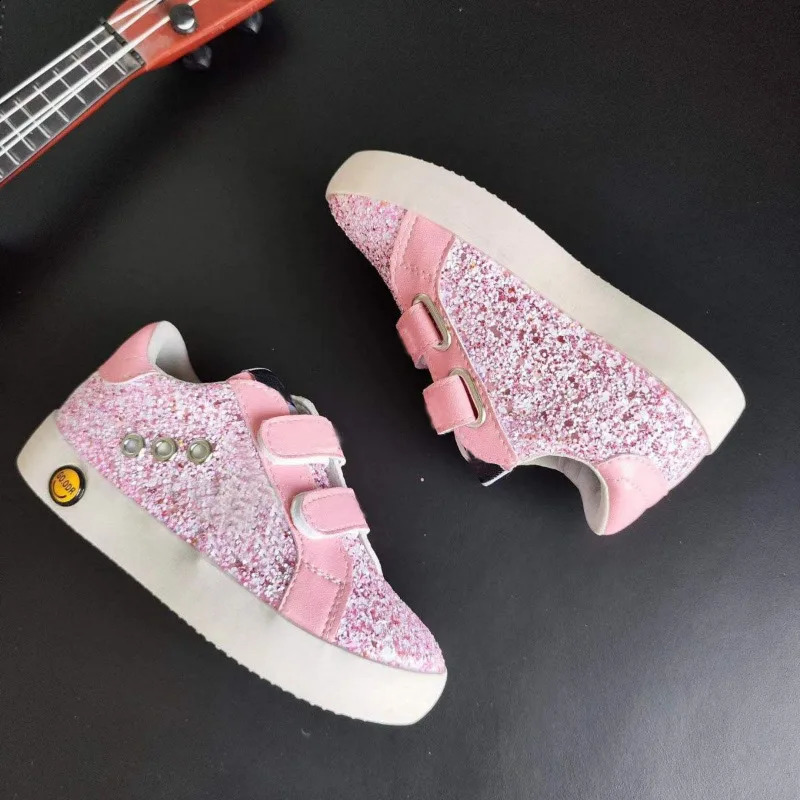 Girls sports shoes Spring and Autumn childrens fashion sports running short and fat trailer baby childrens leisure shining star shoes soft sole 240913