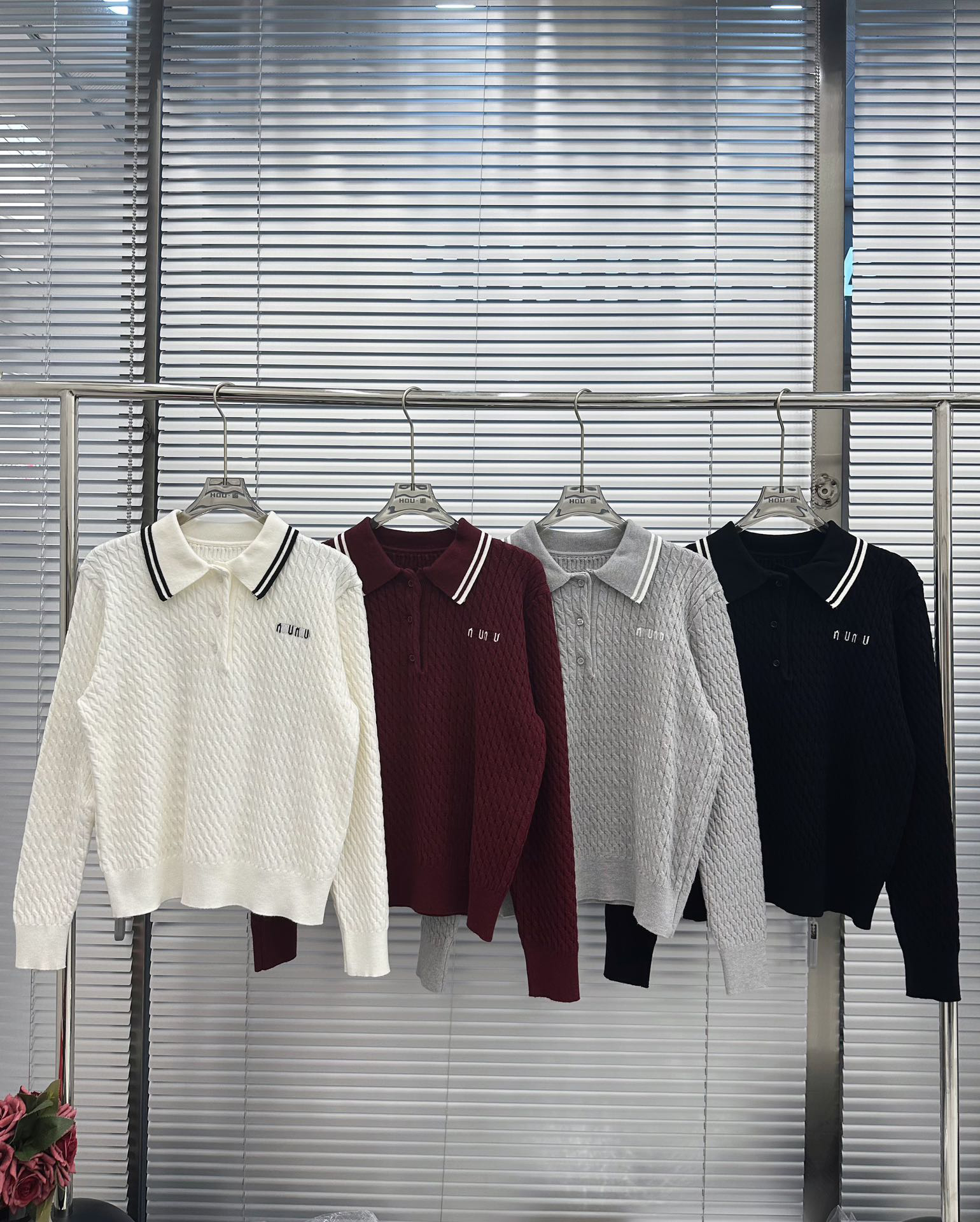 Winter knitwear women wool sweaters embroidered pullover coat miu designer sweater long sleeved tshirt womens knit shirt casual Sweatshirt