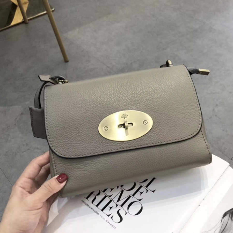 Famous Brand Design Chain Shoulder Bag 100% Genuine Cow Leather Women Messenger Handbag Flap Crossbody Bags For Ladies
