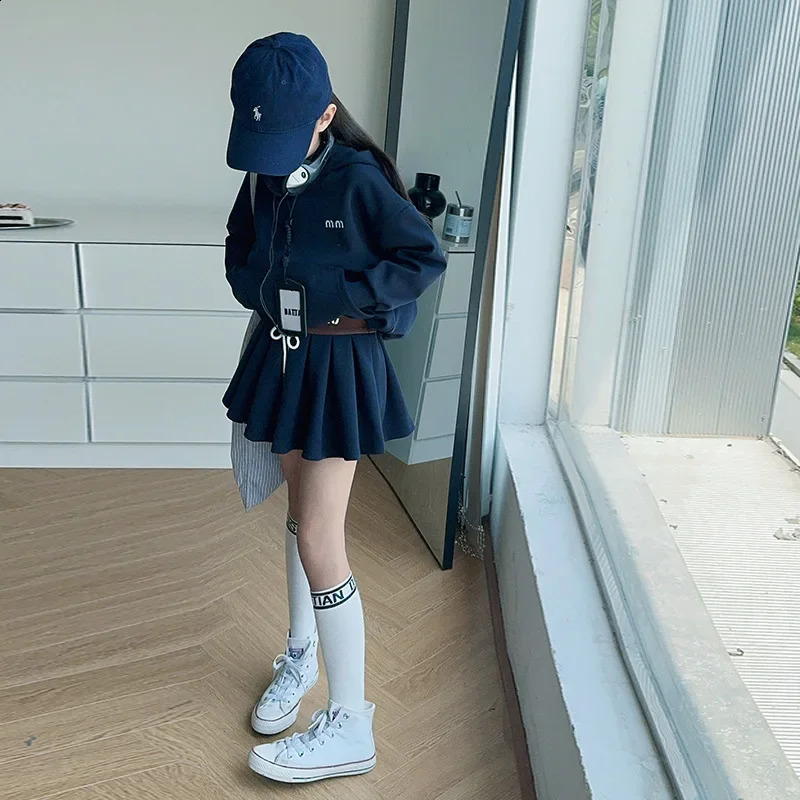 Girls Autumn clothes Set 2024 Fashion Korean Child College Style Hoodiepleated skirt 2pcs junior kids suit teen clothes outfits 240906