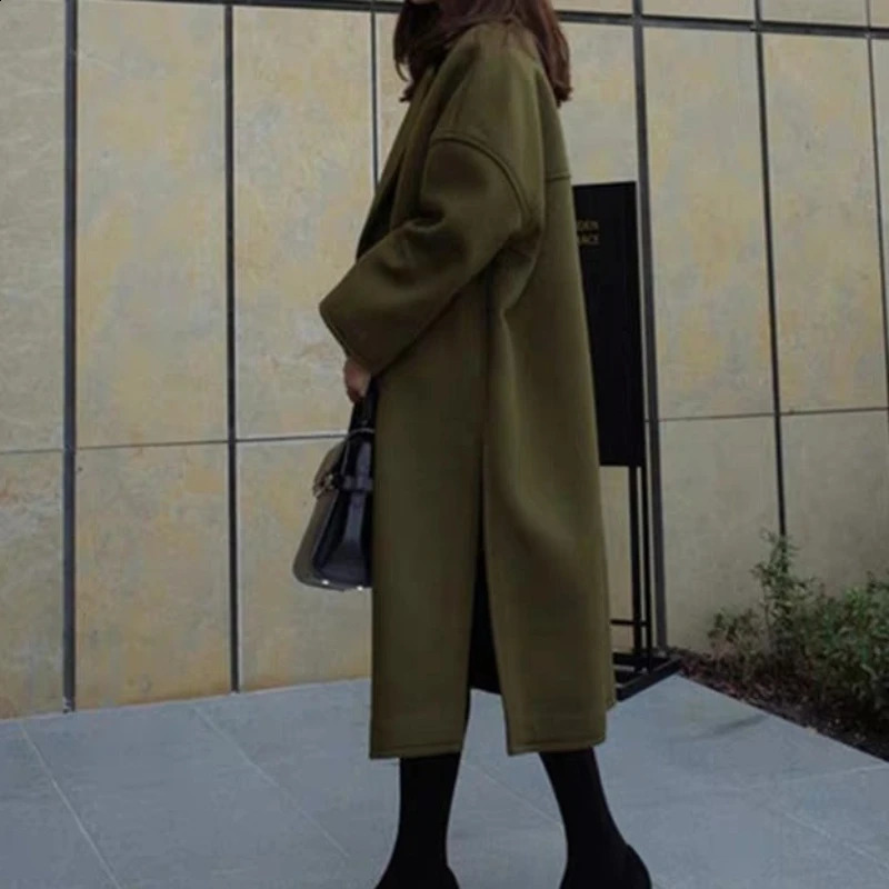 Winter Womens Woolen Coat Long Loose Korean Green Long Wool blends Coat Casual Solid Turndown Collar Coats for Women 240909
