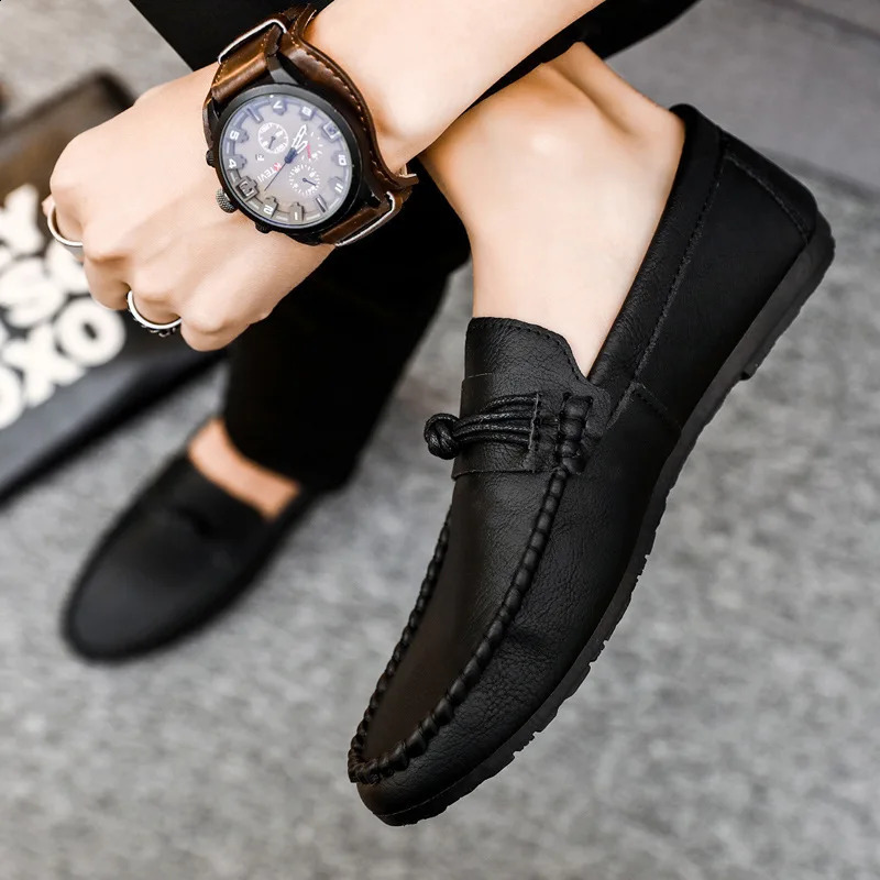 Men Loafers Shoes Man Fashion Comfy Slip-on Drive Moccasins Footwear Male Leather Boat Shoes Men Casual Shoes 240909