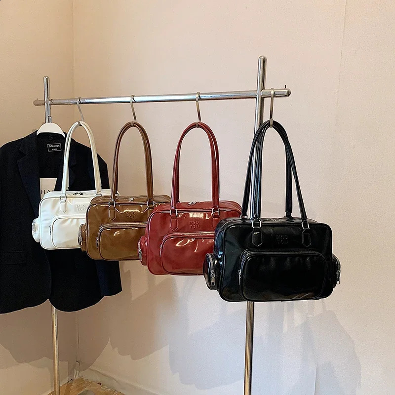 LEFTSIDE Korean Fashion PU Leather Tote for Women 2024 Winter Y2K Tend Female Simple Shoulder Bag Handbags and Purses 240906 4683 4