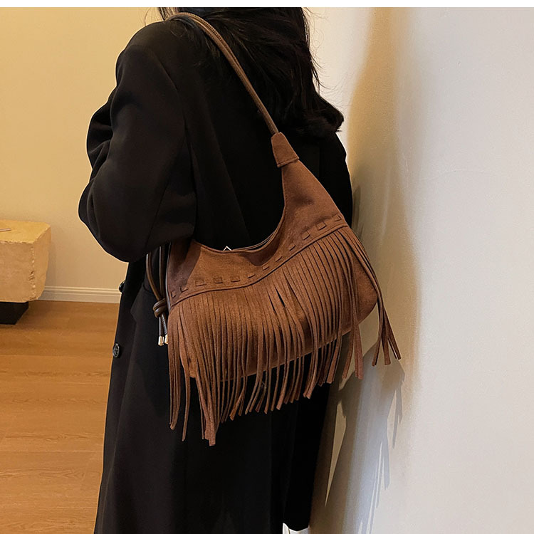Hobo Retro Tassel Large-capacity Bag Women's Autumn TLXT Winter Handbag Ladies Shoulder Simple Crossbody Bags Designer Bucket Bag for women