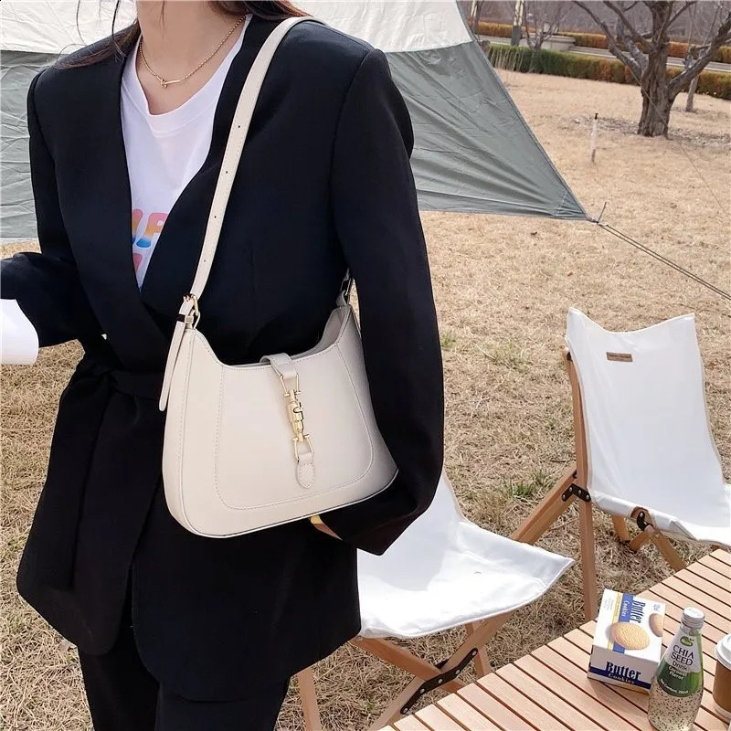 High Quality Shoulder Bag Women Fashion PU Leather Handbag Lady Solid Color Simple Casual Black Crossbody Bags 240913