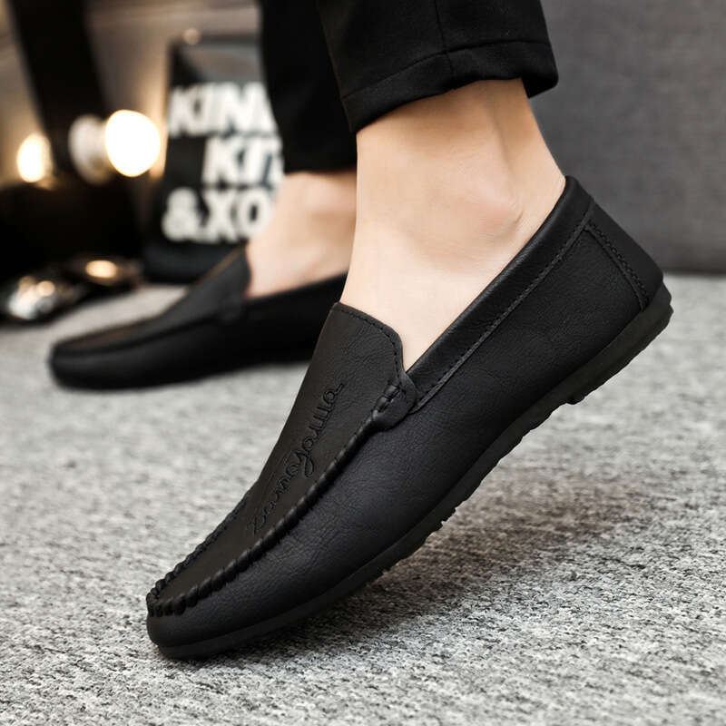 New Men's Loafers Comfortable Flat Casual Men Breathable Moccasins Slip-On Soft Leather Driving Shoes