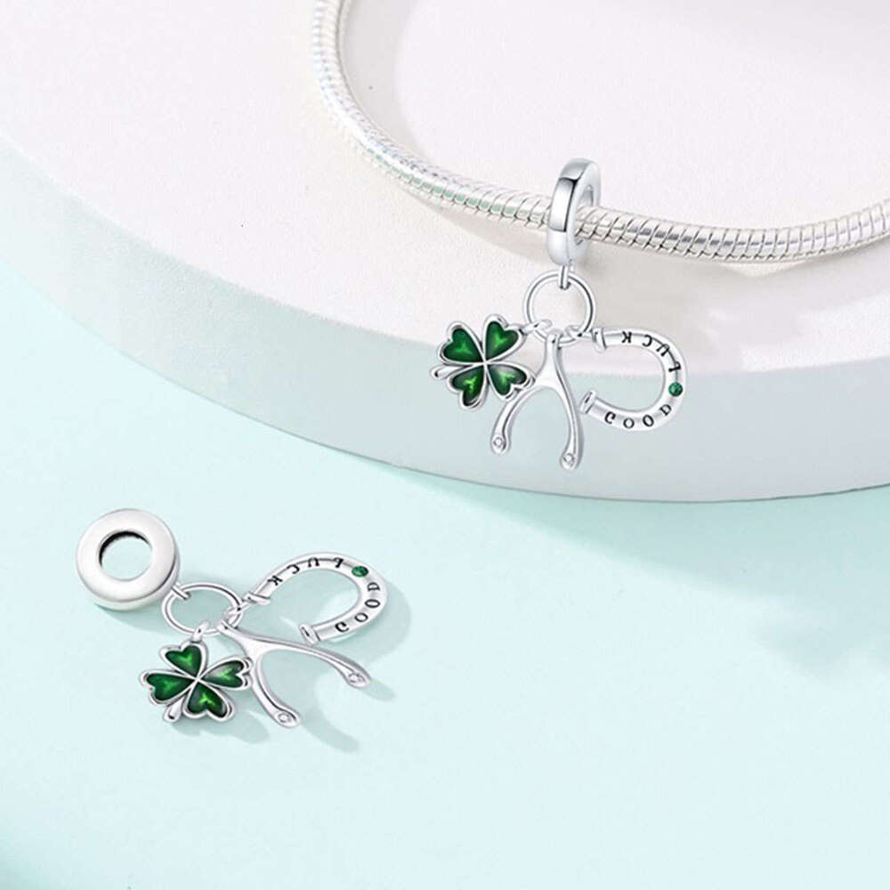 New 925 Sterling Silver Charm Green Life Tree Lucky Clover pendants Fit Charms Silver 925 Original Bracelet DIY Jewelry Making For women Gifts