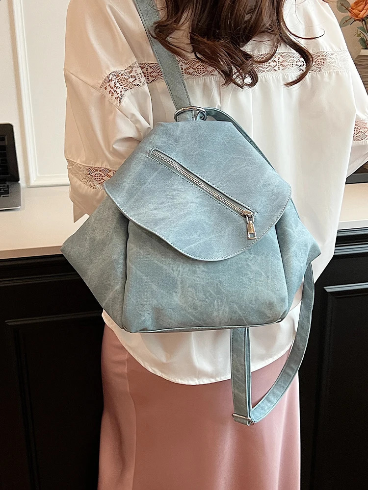 Korean style casual womens backpack fashion edition student backpack niche soft large capacity cross body bag 240912