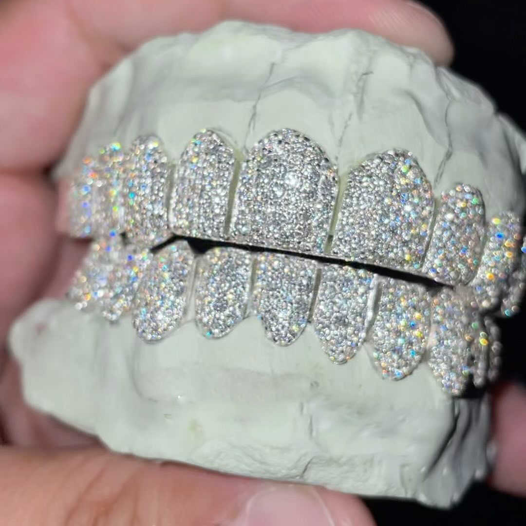 Custom Made Teeth Grillz Jewelry Vvs Moissanite Diamond Tooth Grillz 10k 14k 18k Gold Silver Iced Out Grillz For Teeth
