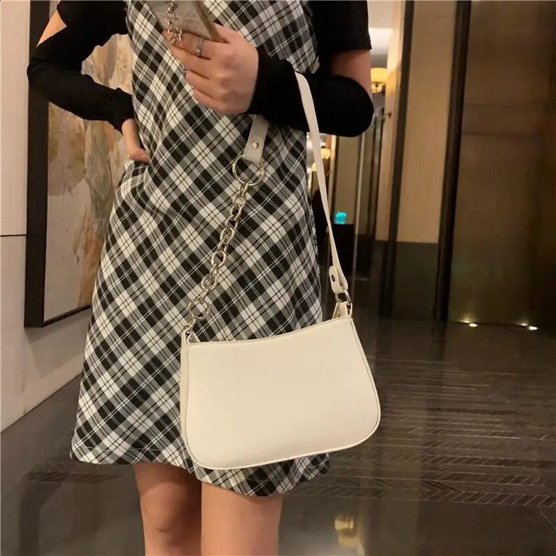 Womens Fashion Small Clutch Handbags Retro Solid Color PU Leather Shoulder Underarm Bag Casual Ladies Daily Hobos Purse 240914