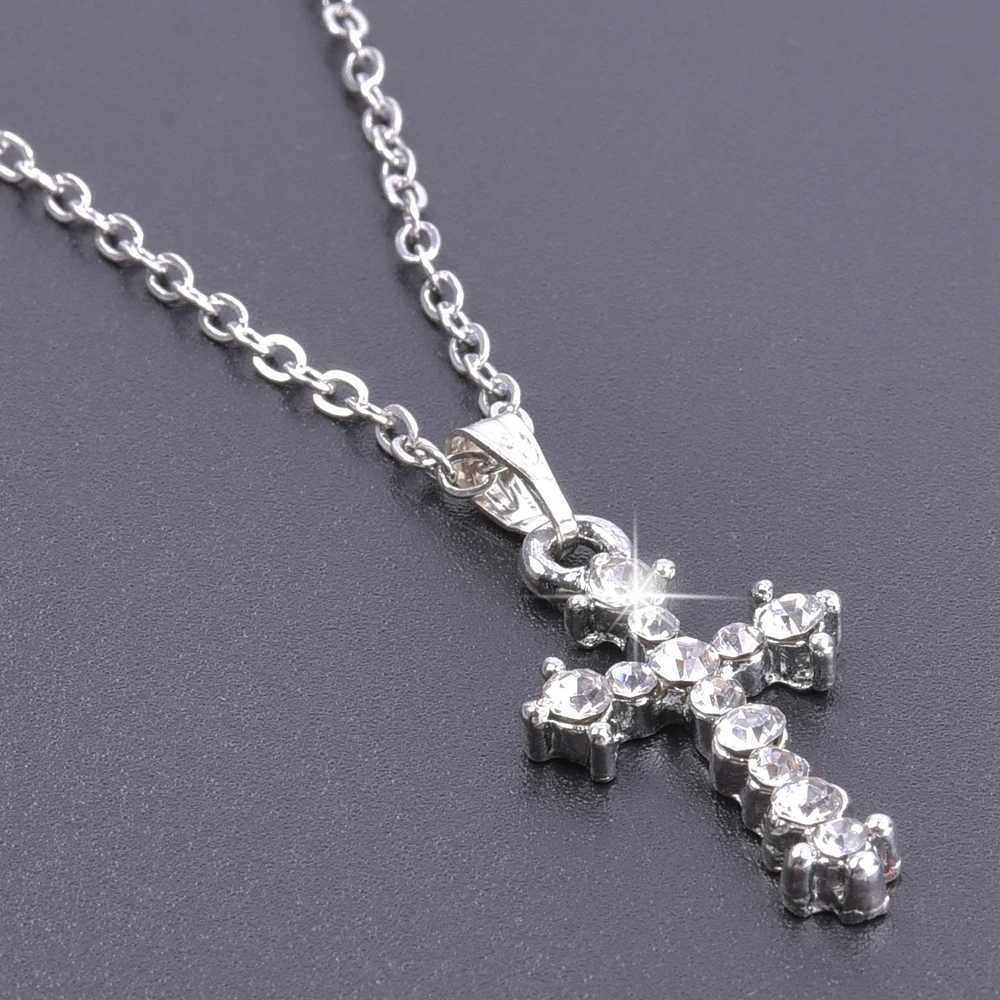 Cross Charm Necklace Crystal Pendant Necklace Womens Accessories Water Diamond Christ Cross Necklace Gift Fashion Jewelry W240918