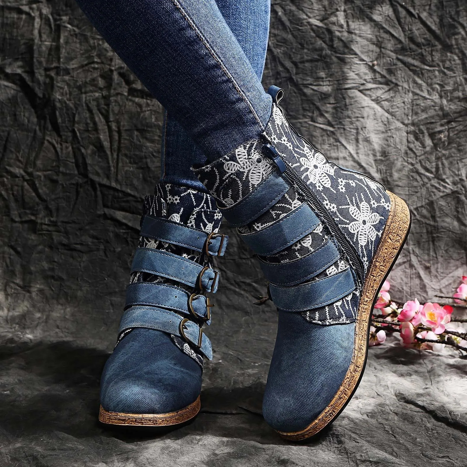 Womens Cowboy Boots Retro Printed Metal Buckle Soft Bottom Zipper Ankle Boots Womens Shoes Fashionable and Comfortable Botines Mujer 240914