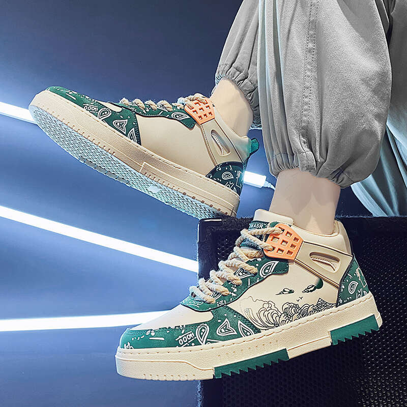 Men's high fashion seasonal board fashionable casual and comfortable sports free shipping shoes