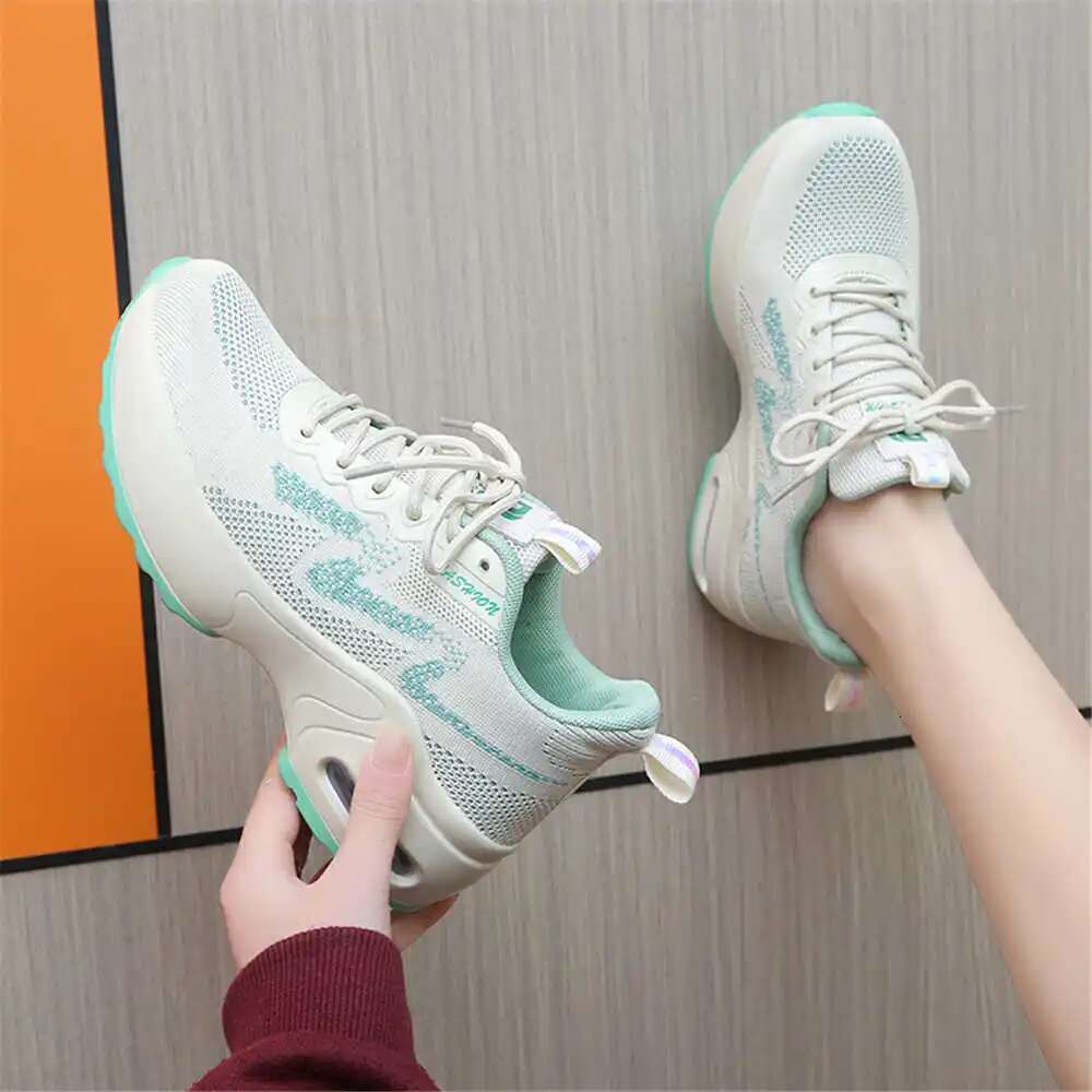 Road Haruku Woman Volleyball Vulcanize White Tennis Shoes Children's Sneakers For Girl Sport Model Entertainment Lof ers