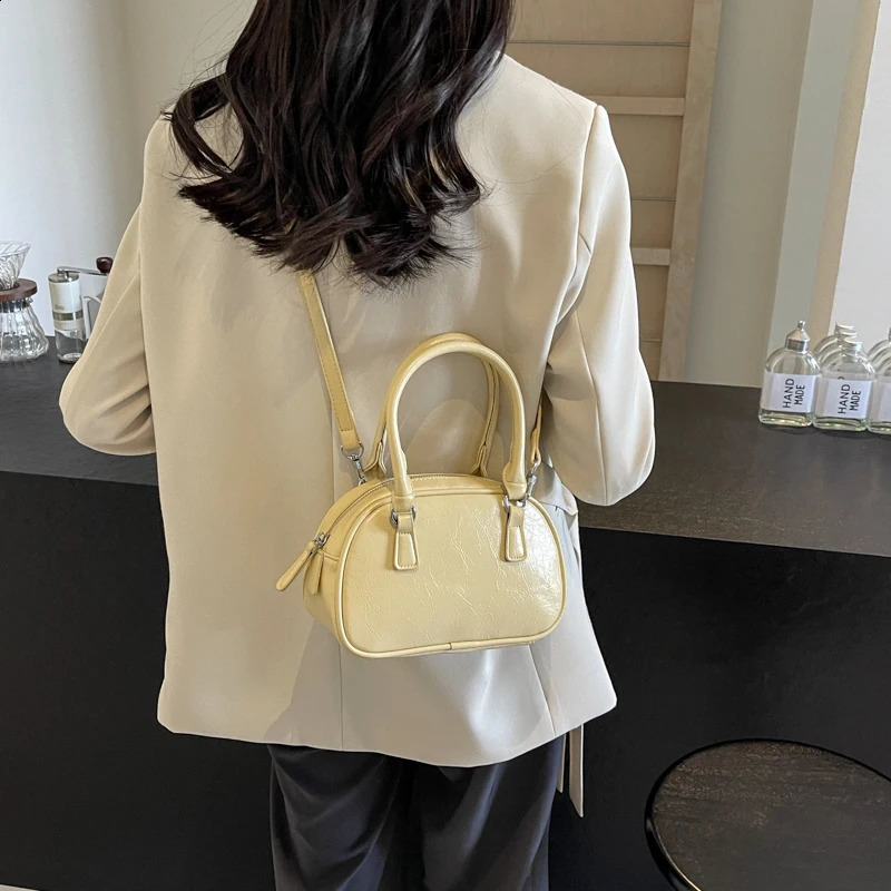LEFTSIDE Silver Crossbody Bags for Women 2024 Korean Fashion Y2K Small Purse PU Leather Female Underarm Bag Handbags 240914