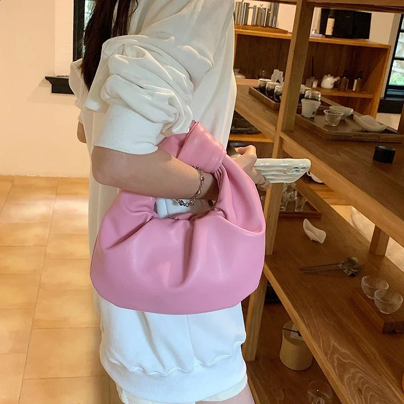 INS womens small handbag high quality party clutch stylish solid color PU pleated bag bolso de mujer 240909