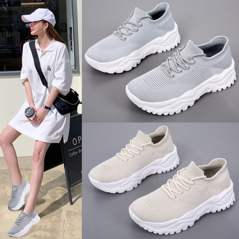 Women's Plus Size Breathable Sneakers: Trendy Sports Shoes for Active Lifestyle