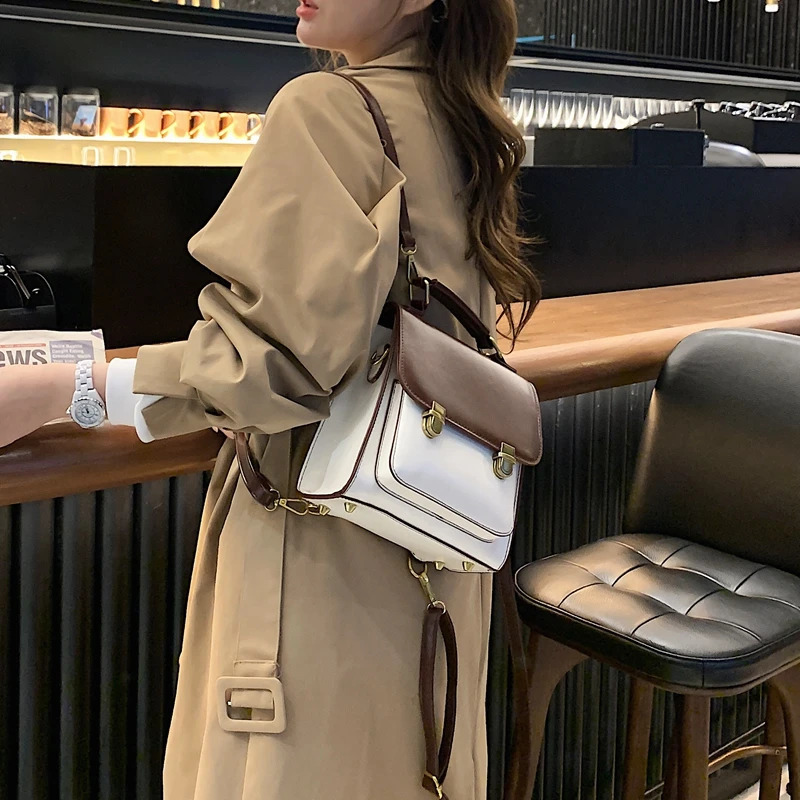 Retro Crossbody Bag Korean Creative Buckle Adjustable Shoulder Strap Shoulder Bag Fashion Backpack Trend 240912