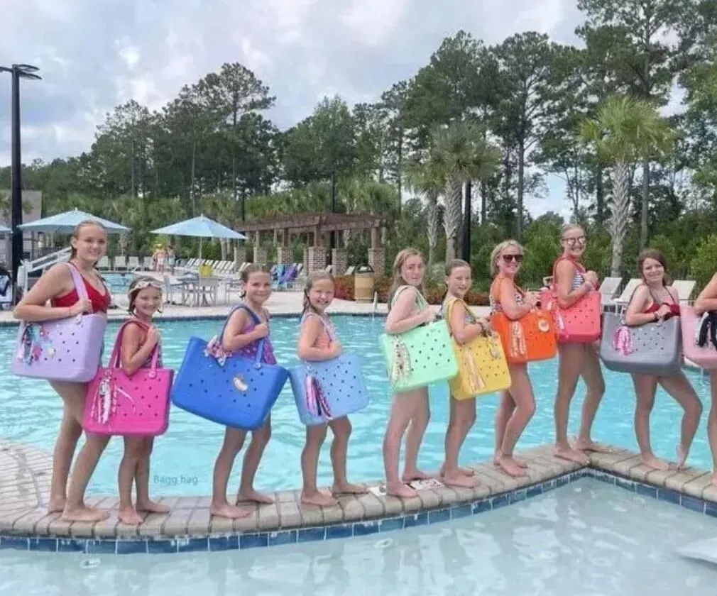 Eva Bogg Bag Summer Hole Tote Bag Large Shopping Fashion Plastic Basket Women's Storage Washable Beach Silicone Swamp Eco Jelly Candy Fashion Bag