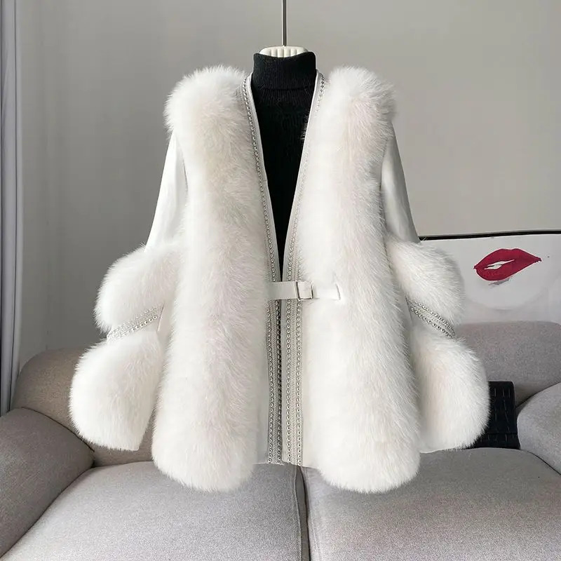 Winter outerwear designer women's fur coat fashion luxury design long sleeve jacket zipper show youthful temperament women outdoor casual outerwe