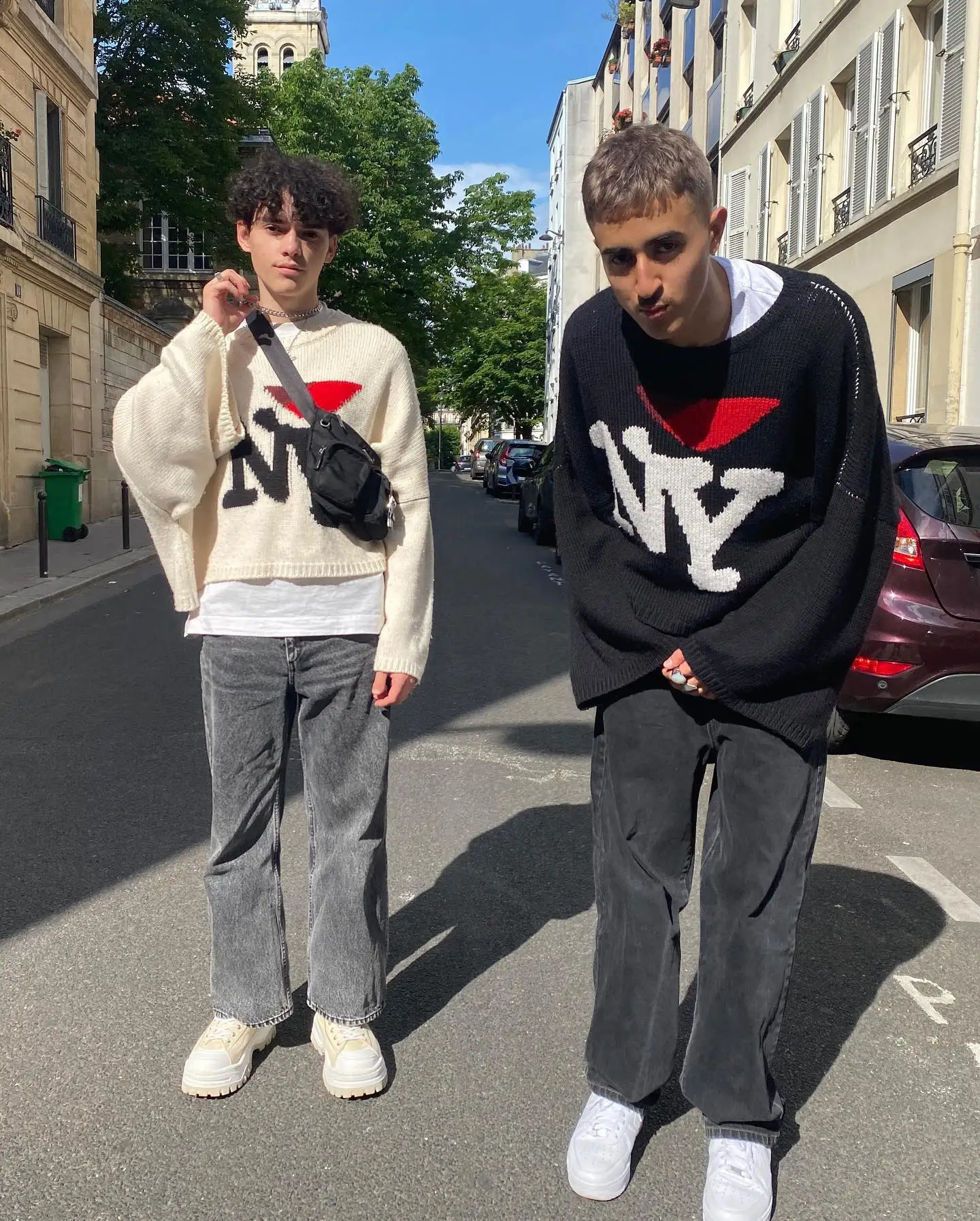 Men Oversized Sweater Loose Vintage Retro Japanese Style Anime letter heart Embroidered graphics Knitted Sweater Cotton Pullover 240911