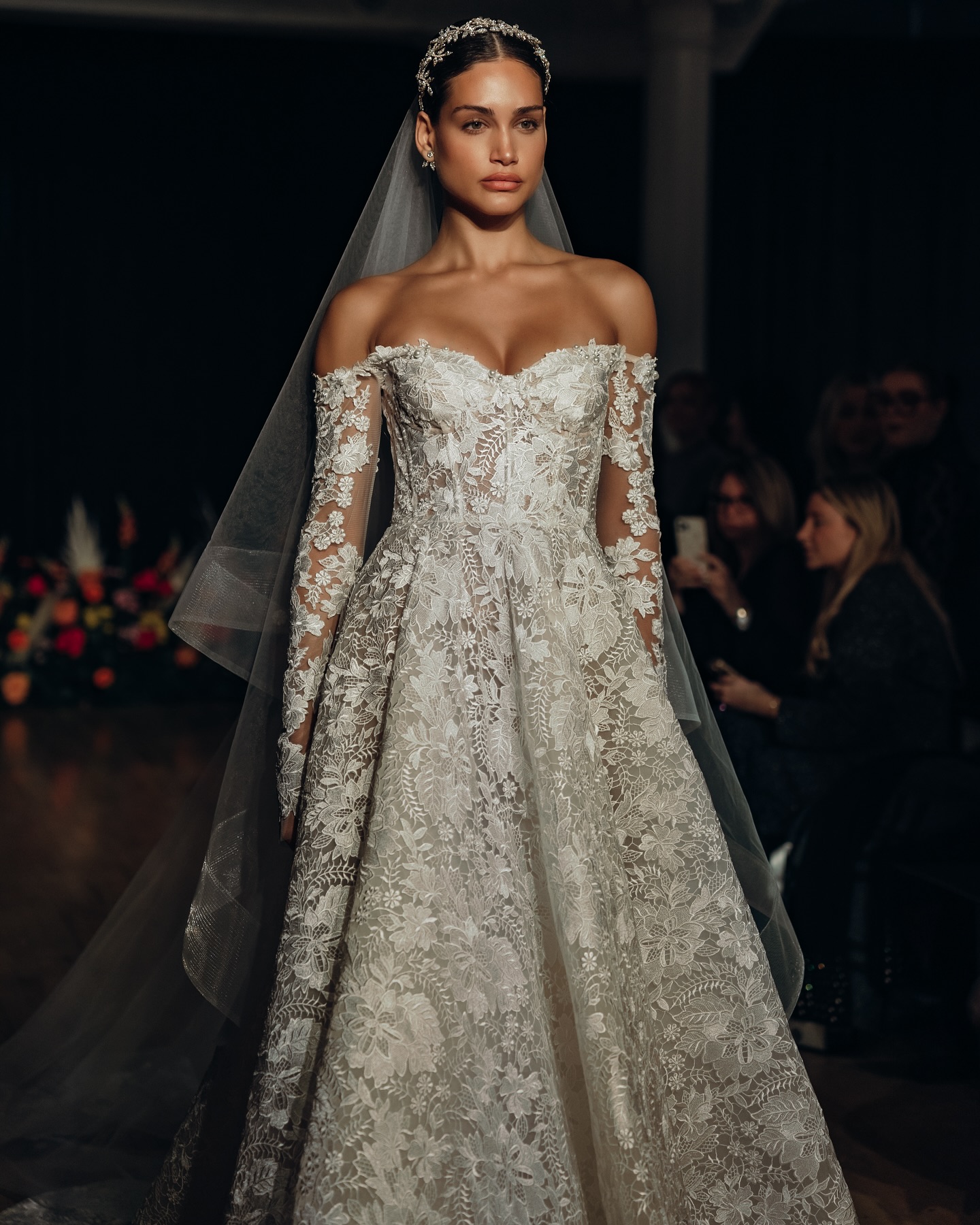 Berta A e dresses bridal gowns pearls off shoulder fulllace wedding dress plus size sweep train backless long sleeves lacefull vestidos de novia