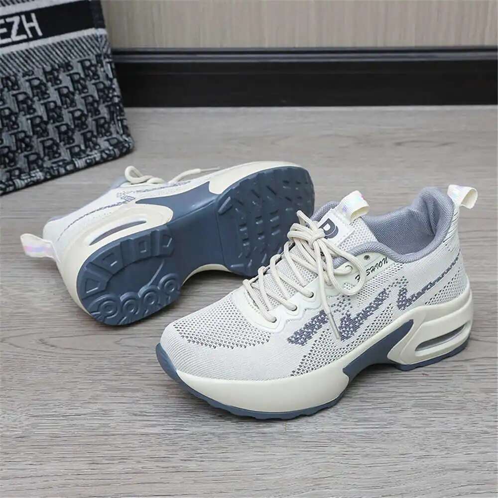 Road Haruku Woman Volleyball Vulcanize White Tennis Shoes Children's Sneakers For Girl Sport Model Entertainment Lof ers