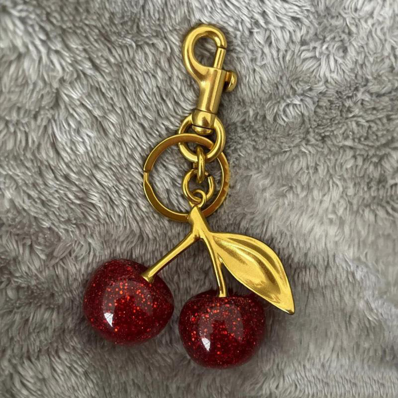 Classic Purse Charms Designer Chain Chain Hands Mands Hands Charm Pendant Cherry Pendant Exquis Resin Metal plaqué la lettre de chaîne en cuir Ca