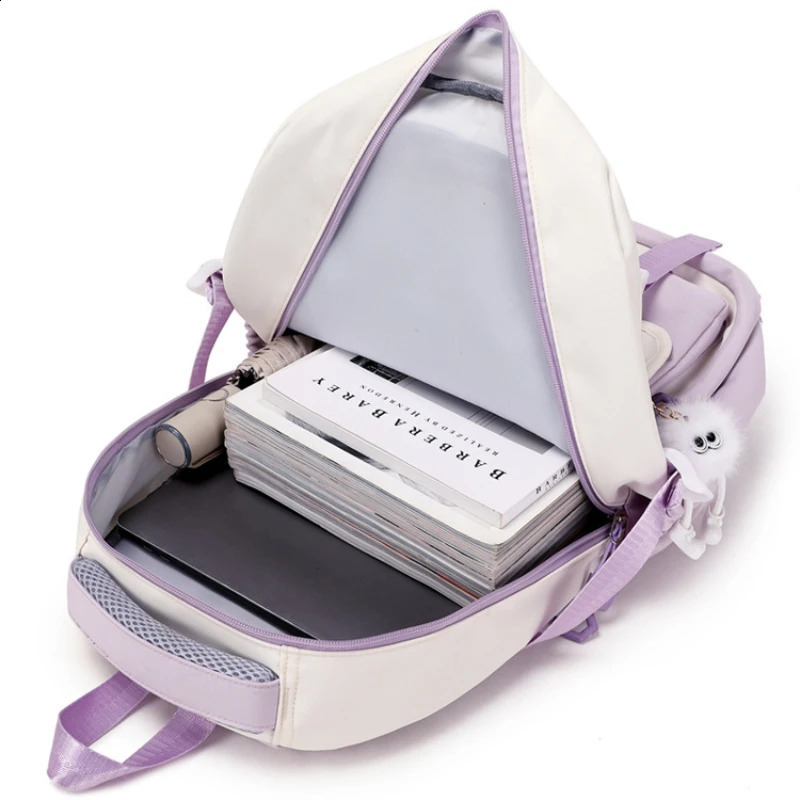 High school girls backpack fashionable New large capacity travel black and white lightweight university student 240913