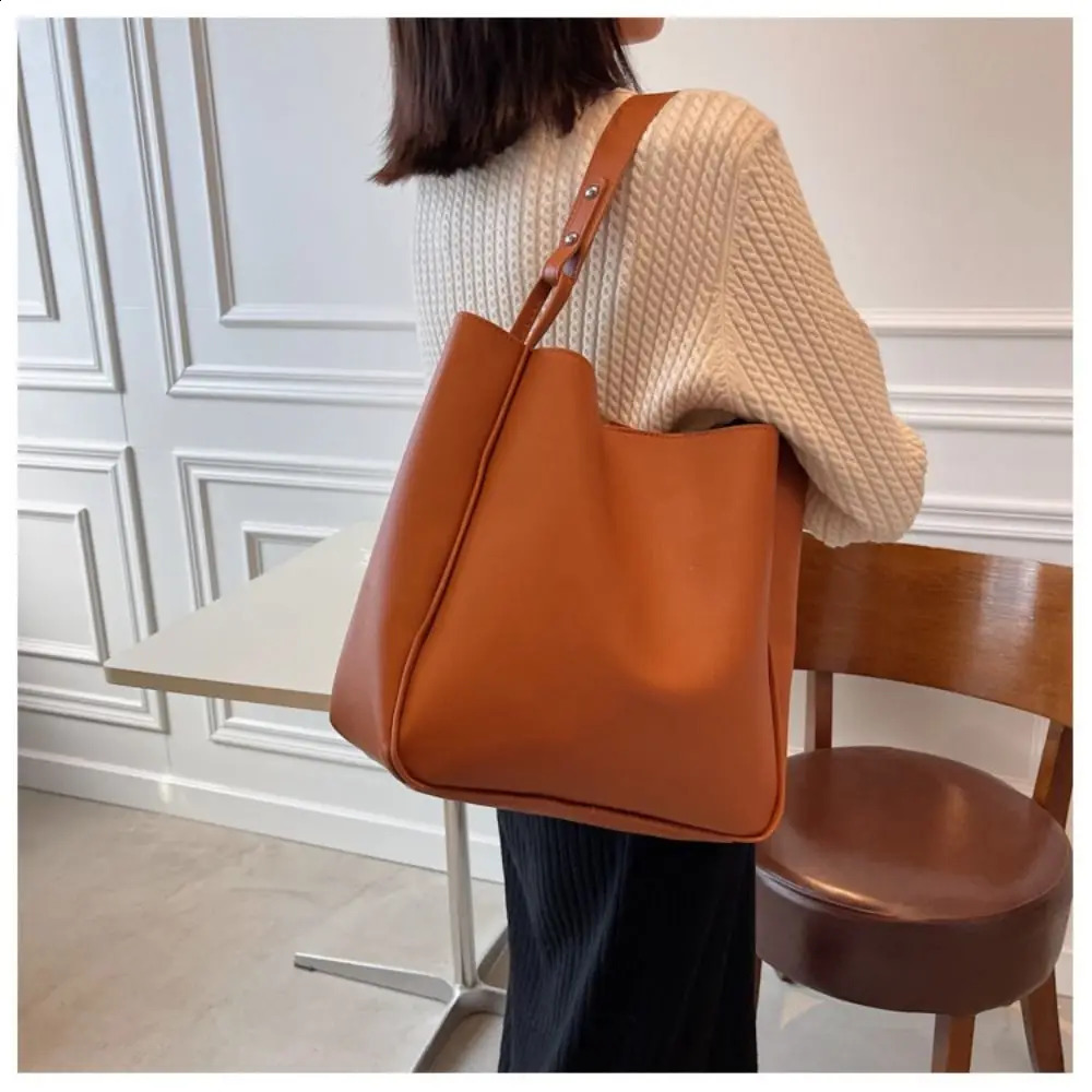 Black/Brown/Beige Material Large Capacity Travel Womens Handbag Shoulder Bag PU Leather 240918 1e55