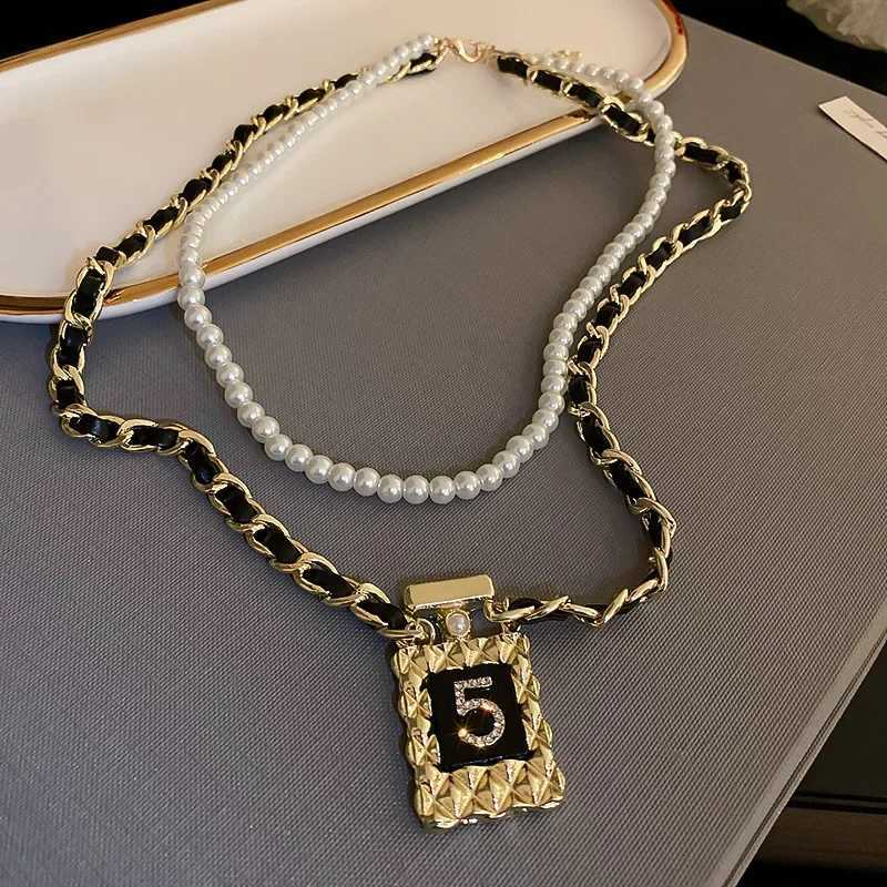 Belts Fashion Crystal perfume Pendant Necklace Womens PU Leather Pearl Laminated Necklace J240913