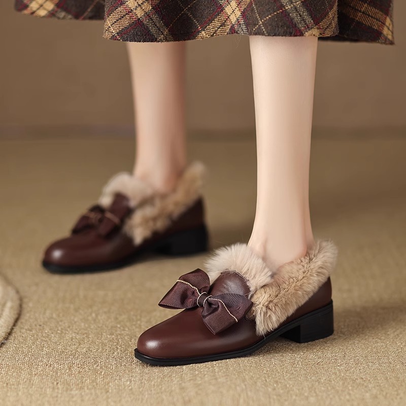 French retro soft leather thick heel with velvet loafers for women in winter butterfly knot small leather shoes cotton shoes for outerwear hairy singl