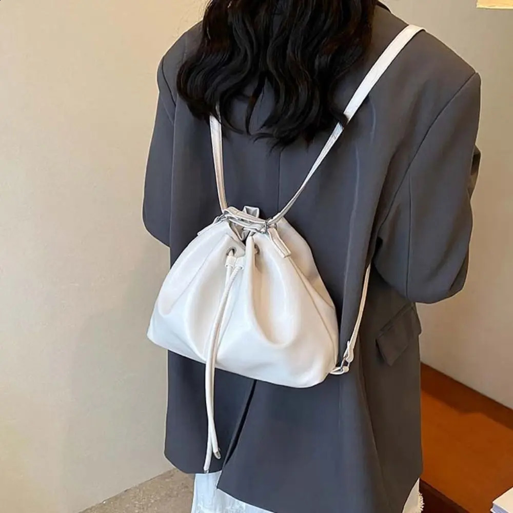 Sweet PU backpack brown small bag solid color shoulder bag Korean style large capacity retro student backpack 240918