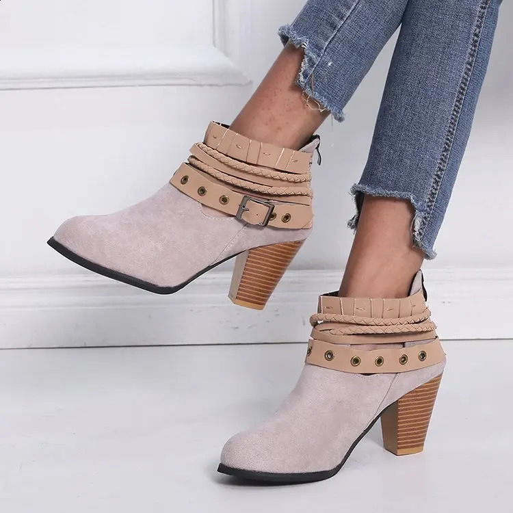 UH8 Womens Boots Fashion Casual Womens Shoe Buckle Fashion Boots Suede Leather Buckle Boots High Heels Zipper Snow Shoes 240914