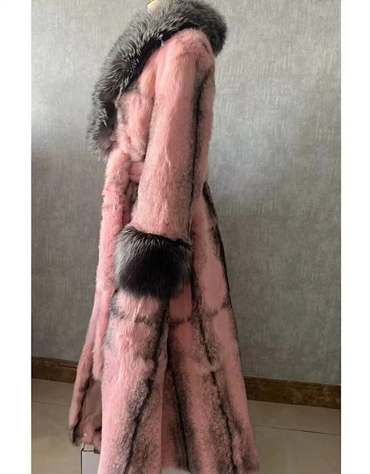 Winter Women Rabbit Fur Coat Length 110cm Soft Warm Thick Fur Jacket Natural Fox Fur Collar Ladys Fashion Streetwear 240909