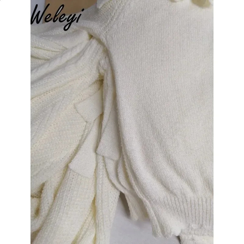 Jirai Kei Girl Knit Jumper Autumn Japanese Style Lolita Sweet Mine Off Shoulder Strap Lace Charming Knitted Sweater 240912
