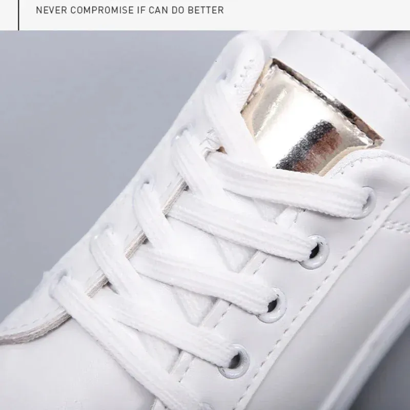 Women White Breathable Embroidered wer LaceUp Casual Shoes Woman Fashion Sneakers Female Korean Version Tennis 240611