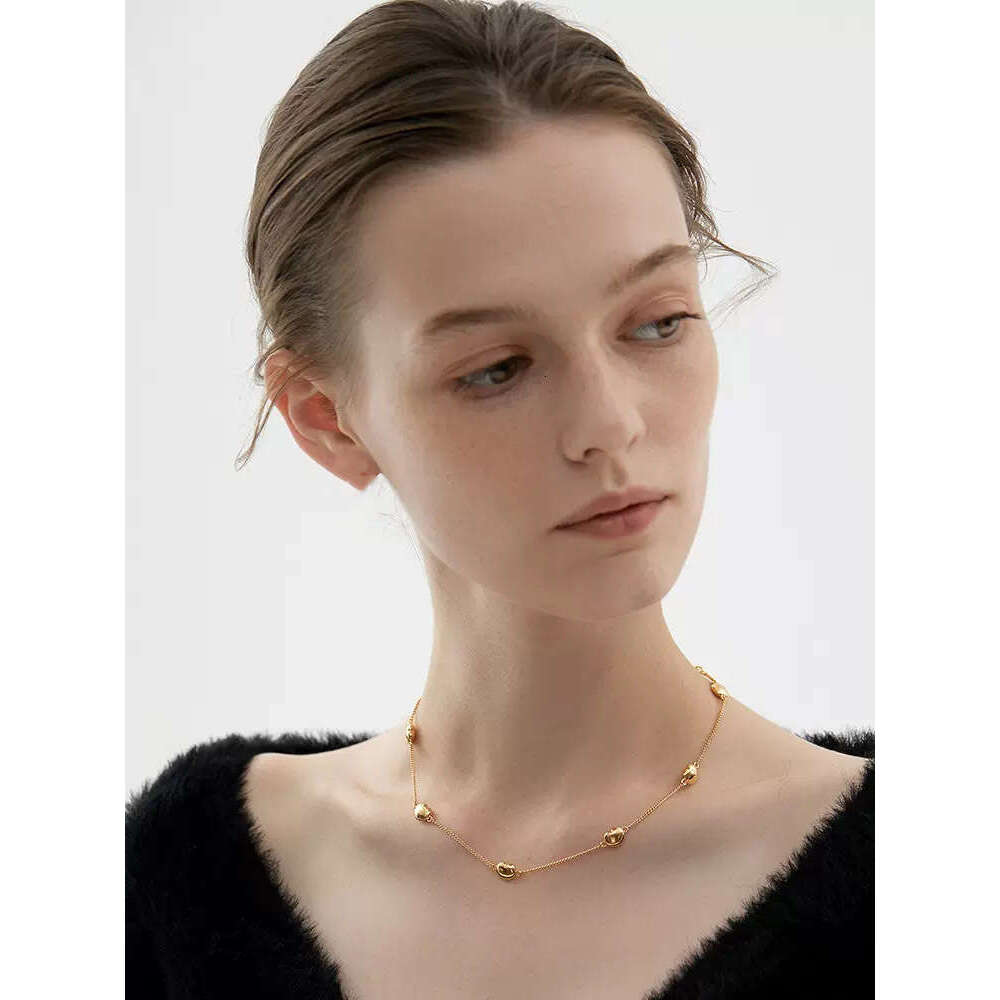 Hot Sell Designer necklace Descartes Island chubby heart starry sky necklace double layered collarbone chain light luxury niche design fashionable tem
