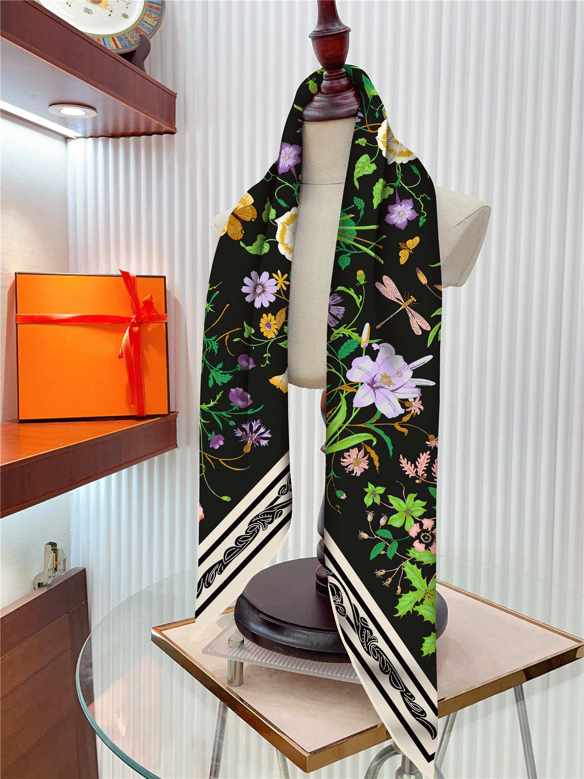 Square Twill Silk Scarf 90CM Head Hair Scarves Shawls Bag Bandanas Summer Beach Decoration Female Foulard Spring Accessories Valentines Day Christmas 